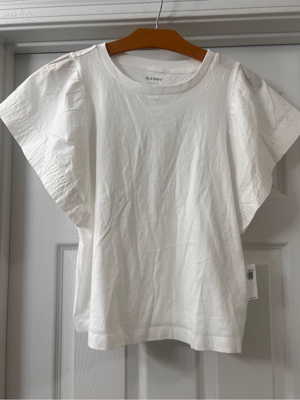 Old Navy White Flutter Sleeve Short-Sleeve Tee Sz Medium
Casual/ Timeless